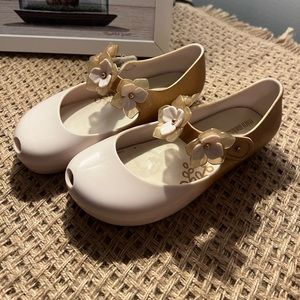 Mini Melissa Beige/Gold Flower Strap